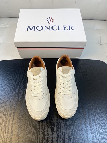 MONCLER  0010