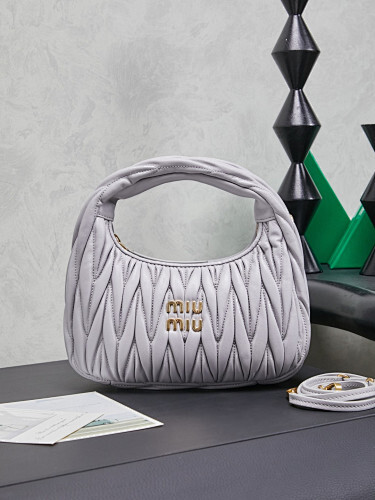 MIUMIU 0007