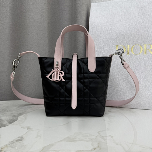 DIOR 0100
