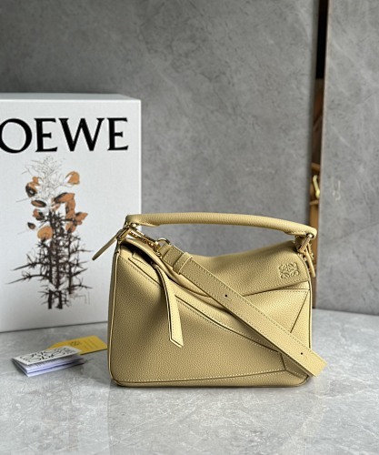 Loewe    0027