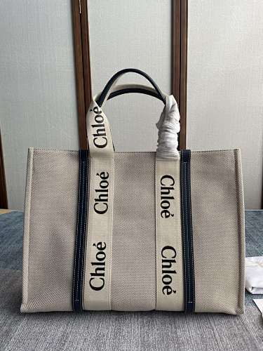 Chloe 0038