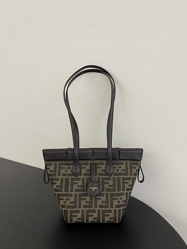 FENDI  0056