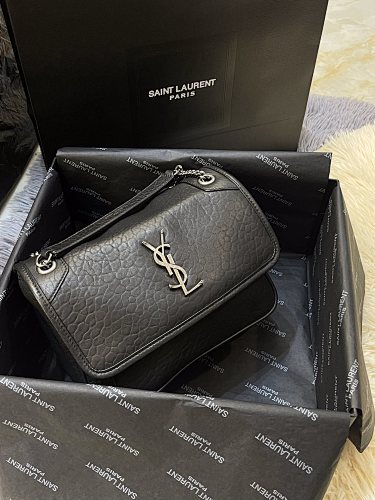 YSL 0009