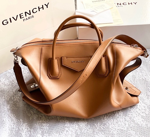 GIVENCHY  0050