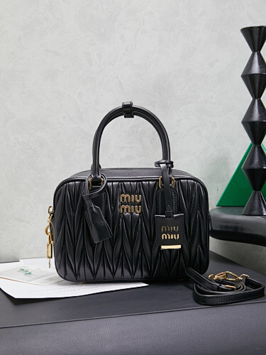 MIUMIU 0084