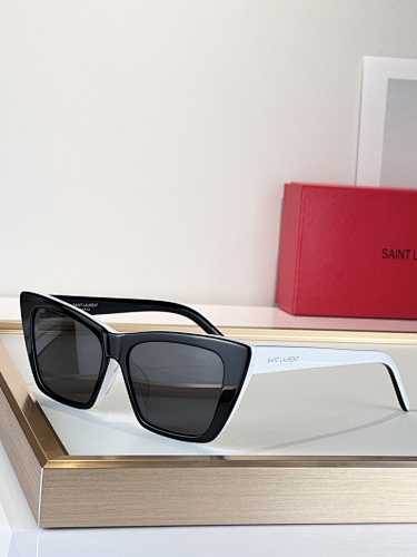 SAINTLAURENT 0046