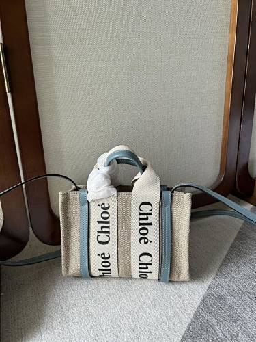 Chloe 0051