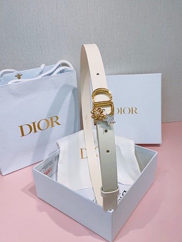 DIOR0042