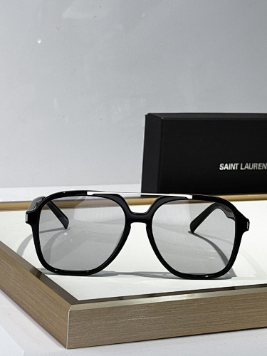 SAINTLAURENT 0023