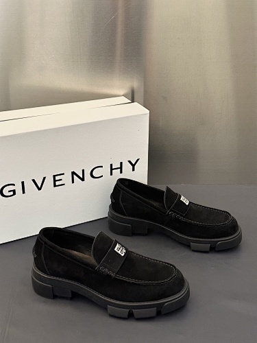 GIVENCHY  0097