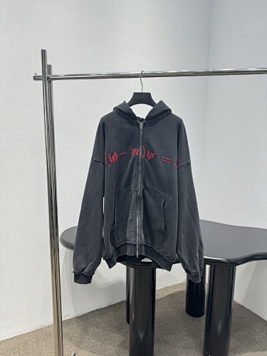 Balenciaga 003