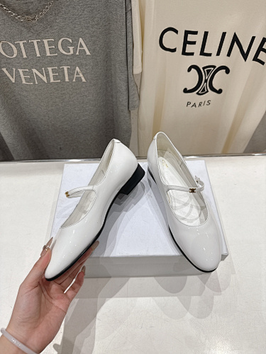 CELINE 0048