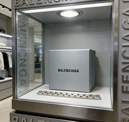 Balenciaga0093