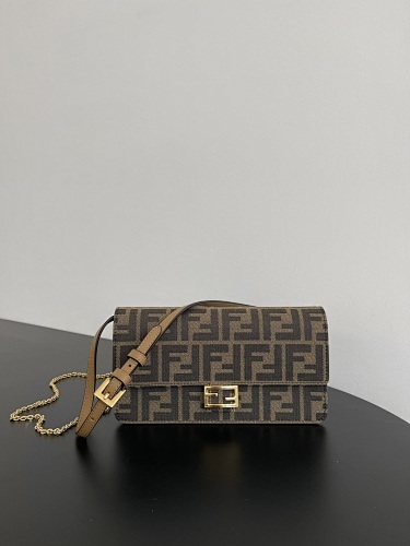 FENDI  0051