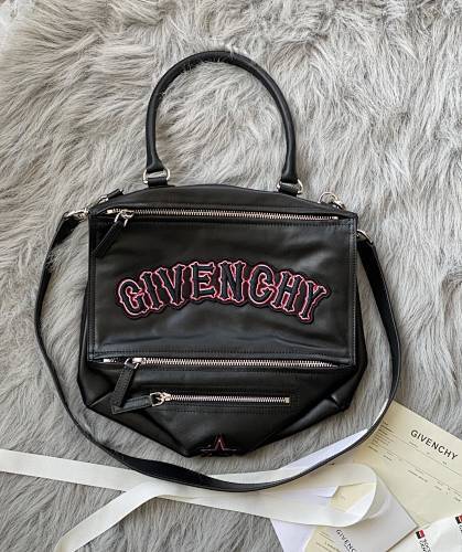 GIVENCHY  0012