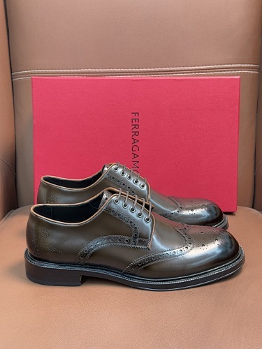 Ferragamo  0102