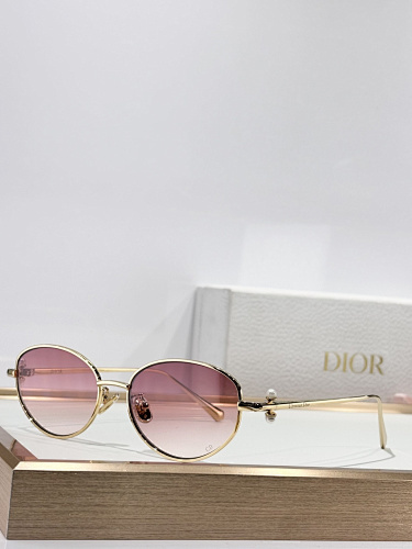 DIOR0085