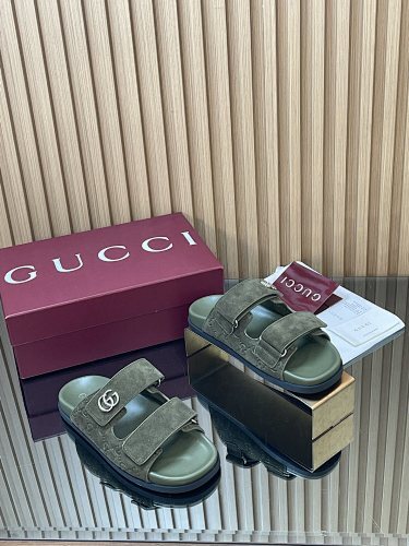 GUCCI  0050