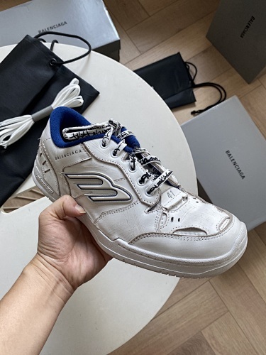 Balenciaga 0050
