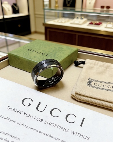 GUCCI   0093