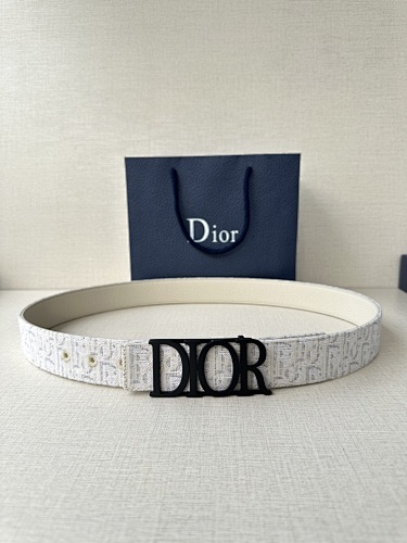 DIOR0080
