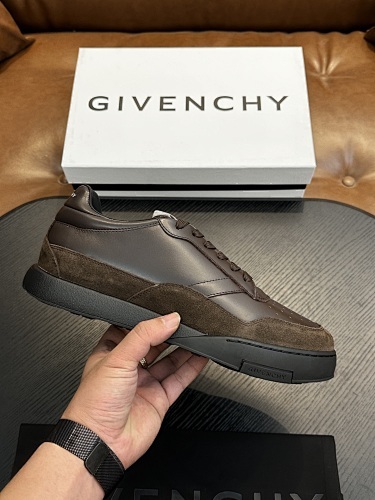 GIVENCHY  0061