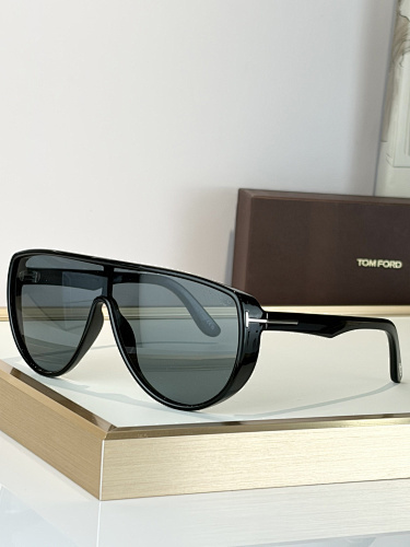 TOM FORD  0032
