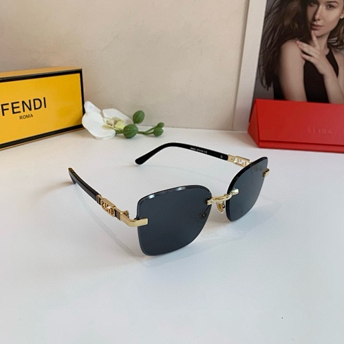 FENDI 0025