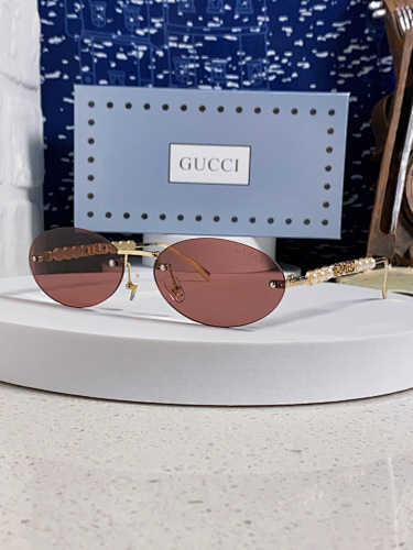 GUCCI   0115