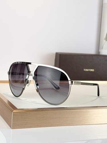 TOM FORD 0004