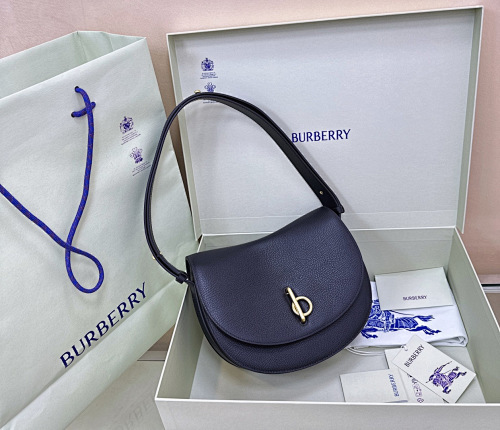 BURBERRY  0272