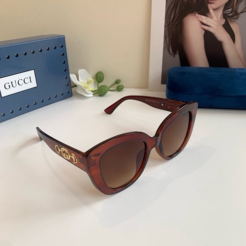 GUCCI   0050
