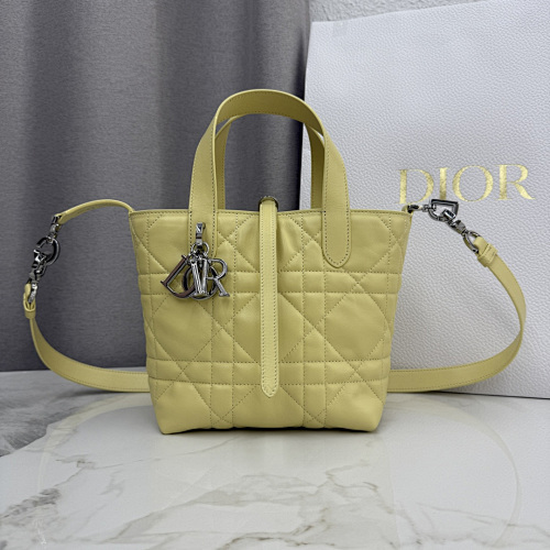 DIOR 0104