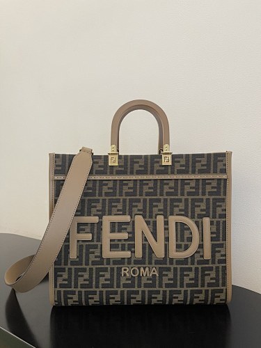 FENDI  0076