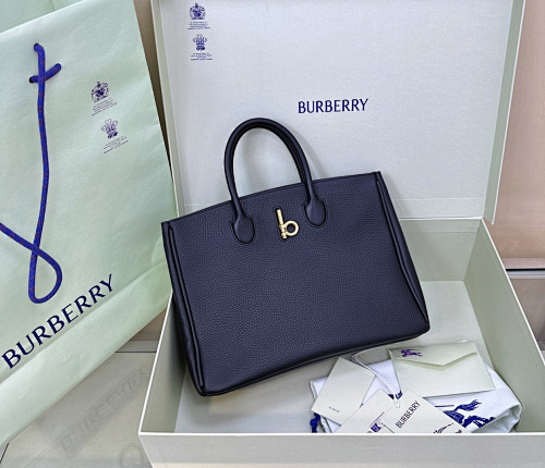 BURBERRY  0303
