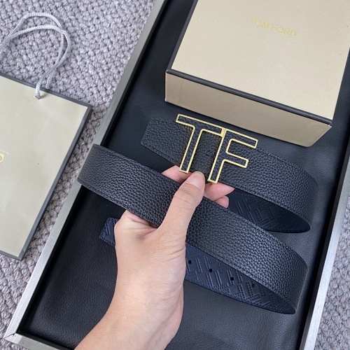 TOM FORD  0003