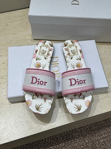 DIOR 0116