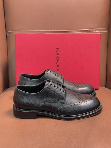 Ferragamo  0104
