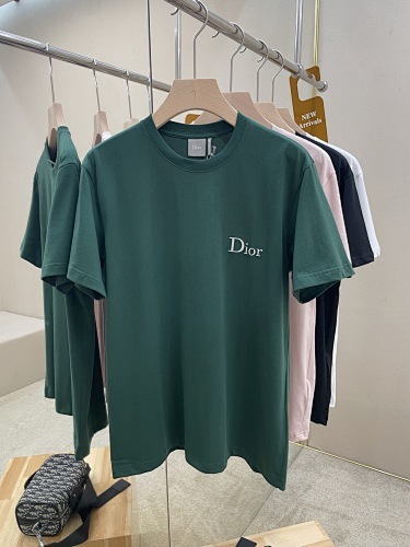 DIOR 0001