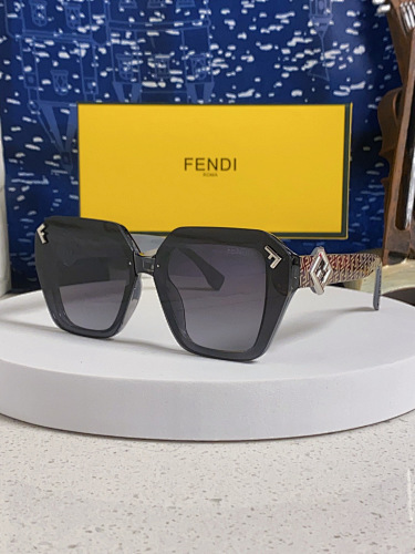 FENDI 0032