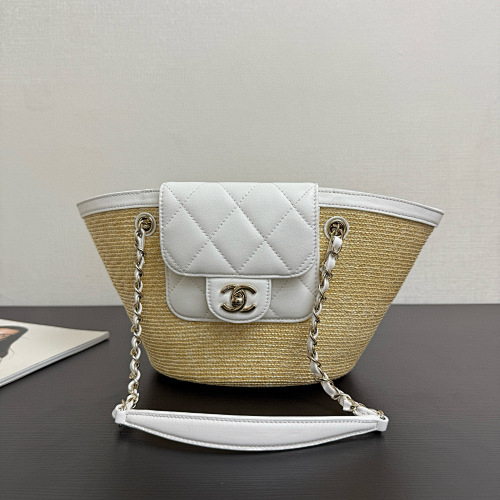 Chanel  0240