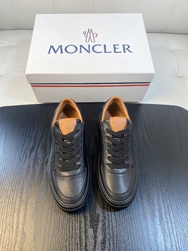 MONCLER  0011