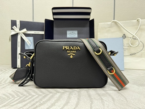 PRADA 0070