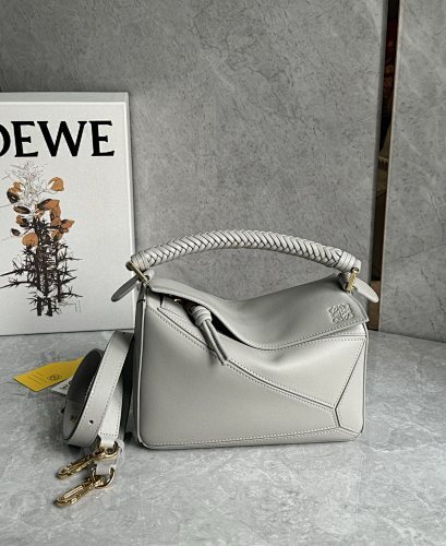Loewe    0076