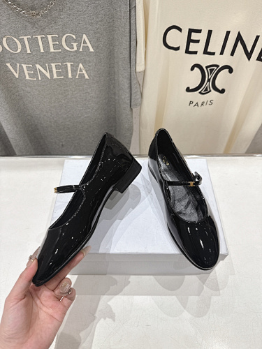 CELINE 0049