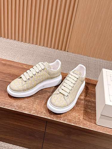 ALEXANDE MCQUEEN0002