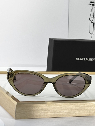 SAINTLAURENT 0034