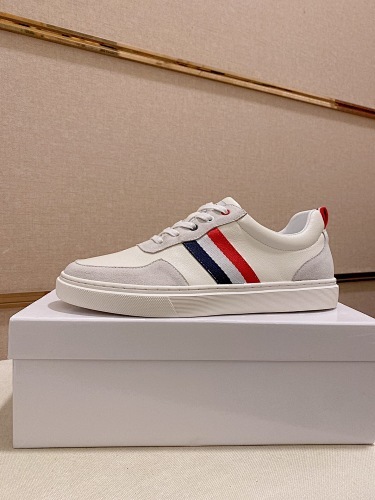 THOM BROWNE  Size:38-45 (12)