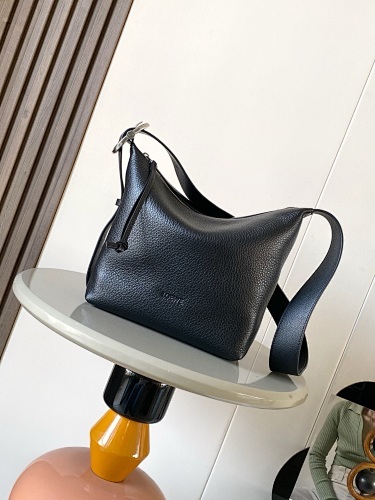 Loewe    0171
