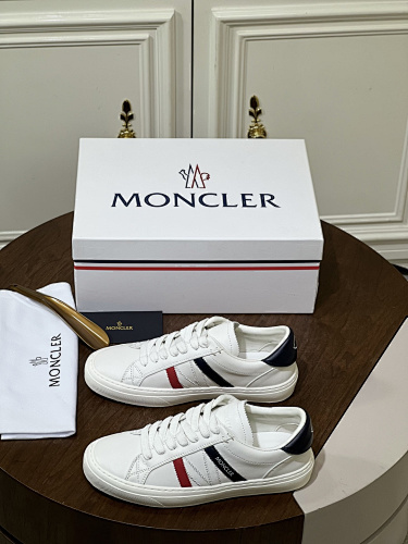 MONCLER  0031